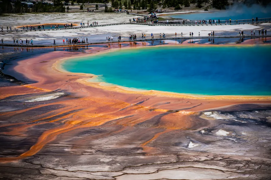 Grand Prismatic Spring в национальном парке Йеллоустон